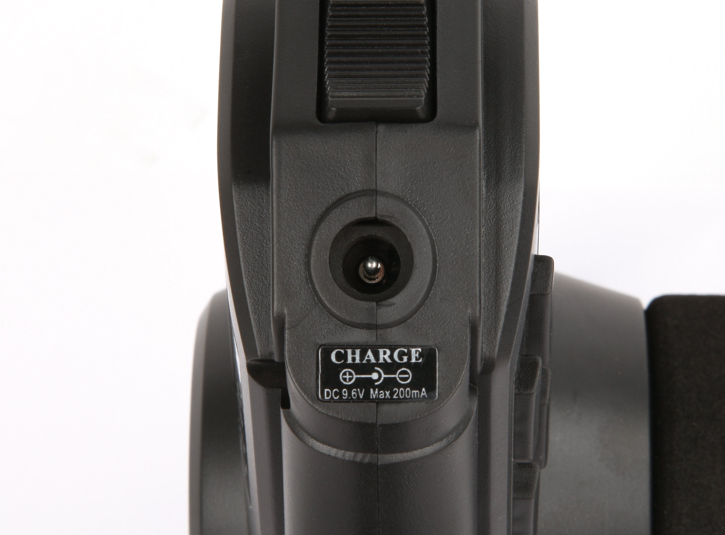 presa carica radio TL-3C